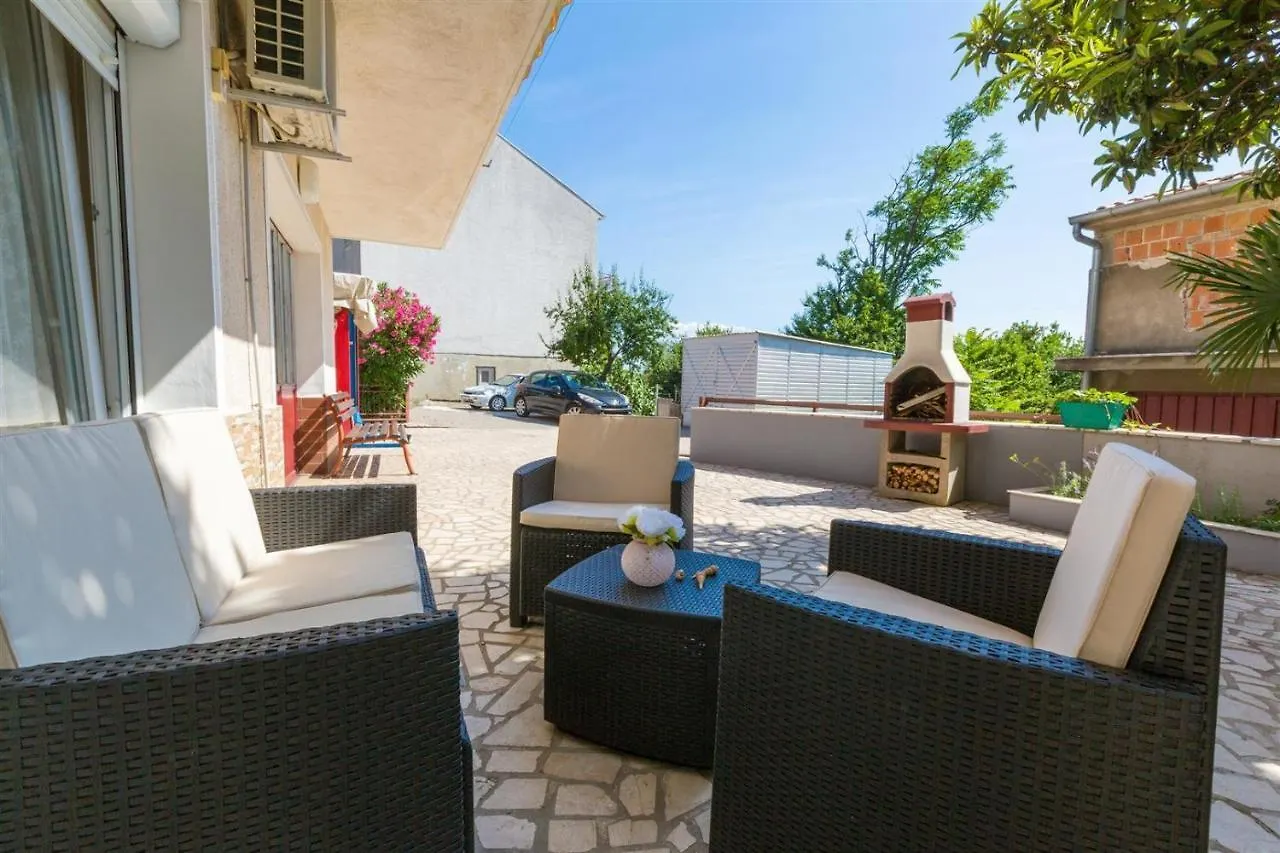 Dobrila Apartment Crikvenica 0*,